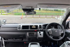 キャンピングカー「BRAVO」内装（運転席）の画像